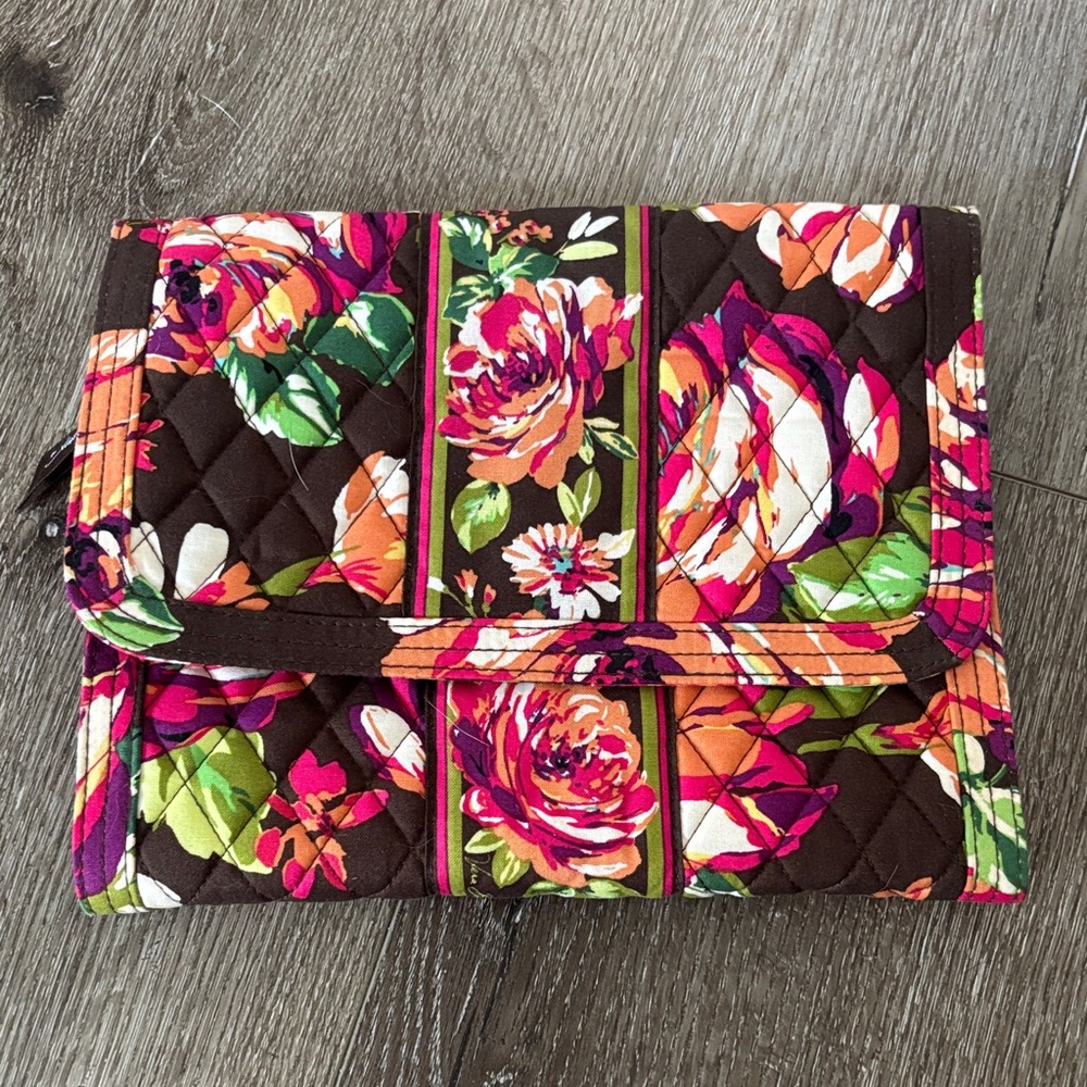 Vera Bradley Jewelry Folio - “English Rose” design